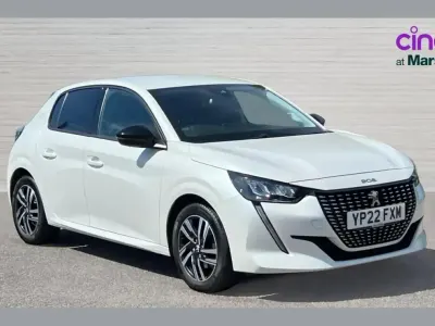 Used Peugeot 208 Allure Premium 101 HP (74 kW) 2022 White Hatchback