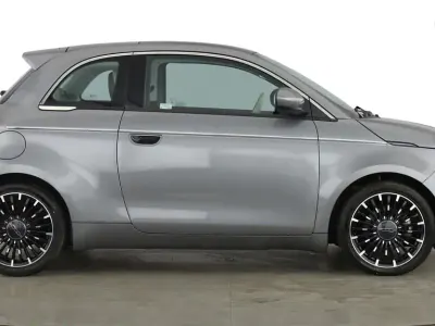 Used Fiat 500e La Prima 69 kW (95 HP) 2022 Hatchback