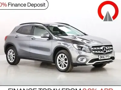 Usado Mercedes GLA200 SE 136 HP (100 kW) 2017 Cinzento SUV