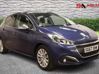 Used Peugeot 208 Allure 80 HP (58 kW) 2017 Blue Hatchback