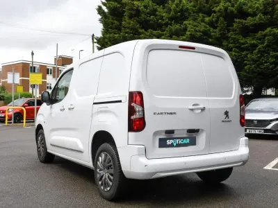 Used Peugeot Partner Premium 130 HP (95 kW) 2023 White MPV