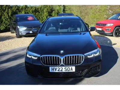 Used BMW 520 M Sport 68 HP (50 kW) 2022 Black sapphire metallic paint Estate