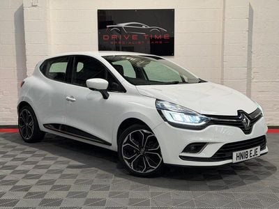 Used Renault Clio IV Dynamique 2018 White Hatchback