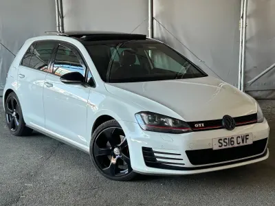 Used VW Golf VII GTI 2016 White Hatchback