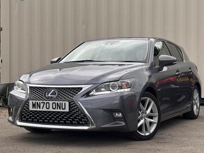 Lexus CT200h