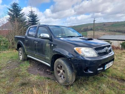 used Toyota HiLux Invincible D/Cab Pick Up 3.0 D-4D 4WD Auto