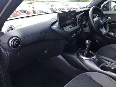 Used Nissan Juke N-Connecta 112 HP (82 kW) 2024 Black SUV