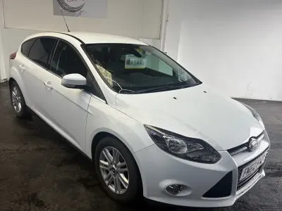 Used Ford Focus Titanium 115 HP (84 kW) 2013 White Hatchback
