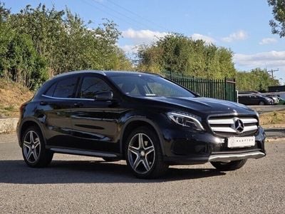 Mercedes GLA220