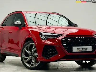 Used Audi Q3 Advanced 400 HP (294 kW) 2020 Red SUV