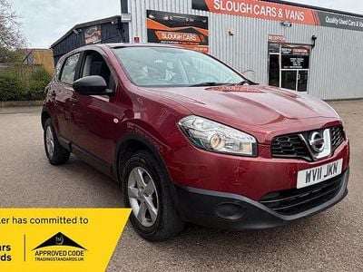 Used Nissan Qashqai Visia 117 HP (86 kW) 2011 Red SUV