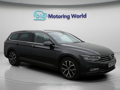 Grey Used 2022 VW Passat SEL Estate | £18,900 (Fair price)