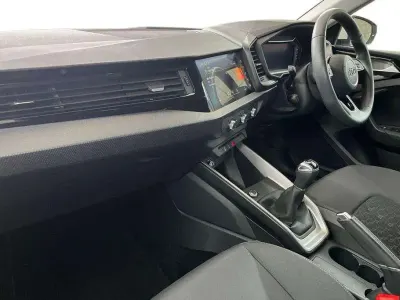 Used Audi A1 Sport 94 HP (69 kW) 2024 White SUV
