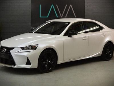 Lexus IS300h