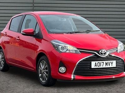 Used Toyota Yaris 99 HP (72 kW) 2016 Hatchback