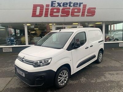 Used Citroën Berlingo 100 HP (73 kW) 2022 White MPV