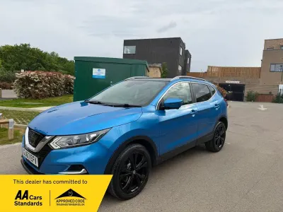Used Nissan Qashqai N-Connecta 115 HP (84 kW) 2017 Blue SUV