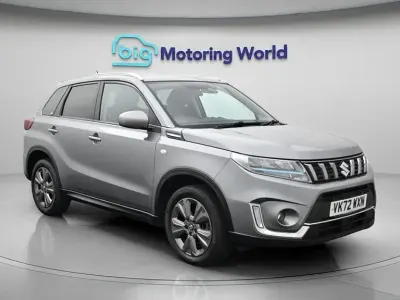 Gebraucht Suzuki Vitara SZ-T 129 PS (94 kW) 2023 Grau SUV