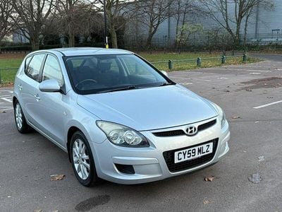 Silver Used 2010 Hyundai i30 Comfort Hatchback | £2,699 (Fair price)
