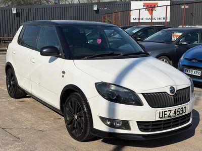 Used Skoda Fabia 105 HP (77 kW) 2014 White Hatchback