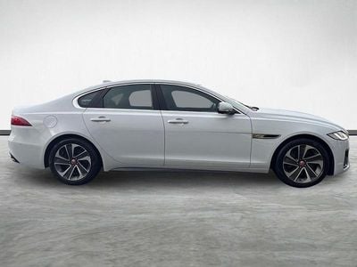 Used Jaguar XF R-Dynamic 247 HP (181 kW) 2021 White Sedan
