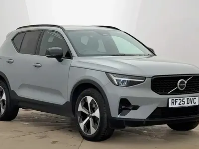 Used Volvo XC40 Plus 163 HP (119 kW) 2025 Grey SUV