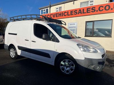 White Used 2013 Peugeot Partner S MPV | £1,995 (Fair price)