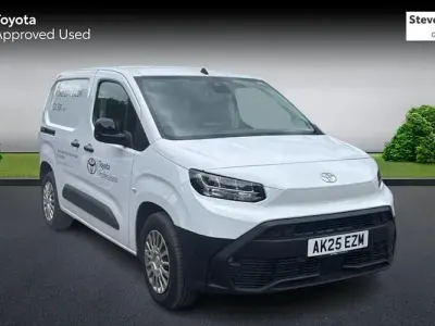 Used Toyota Proace City City 100 kW (136 HP) 2026 MPV