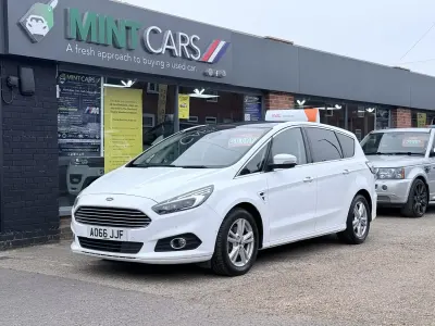 Used Ford S-MAX Titanium 180 HP (132 kW) 2016 White MPV