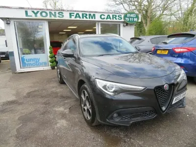 Begagnad Alfa Romeo Stelvio Sprint 2021 Svart SUV