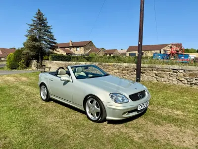 Używany Mercedes SLK230 2002 Srebrny Kabriolet