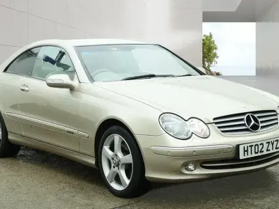 Used Mercedes CLK320 Elegance 215 HP (158 kW) 2002 Gold Coupe