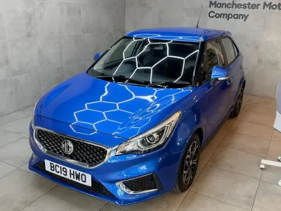 Used MG MG3 Exclusive 106 HP (77 kW) 2019 Blue Hatchback