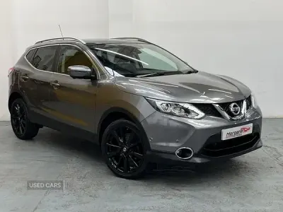 Used Nissan Qashqai Tekna 110 HP (80 kW) 2016 Grey SUV