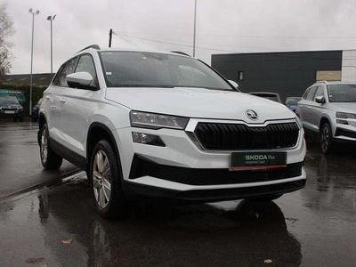 White Used 2025 Skoda Karoq SE Drive SUV | £19,990 (Good price)