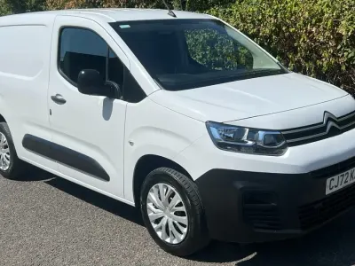 Used Citroën Berlingo 100 HP (73 kW) 2023 White MPV