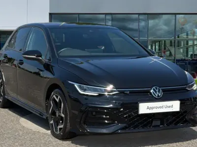 Used VW Golf VIII R-line 150 HP (110 kW) 2025 Grenadilla black metallic