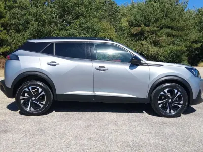 Used Peugeot 2008 Allure+ 100 HP (73 kW) 2023 Grey SUV