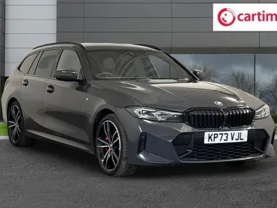 Usado BMW 330e M Sport 2023 Cinzento Carrinha