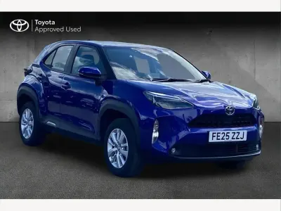 Used Toyota Yaris Cross 116 HP (85 kW) 2025 Juniper blue SUV