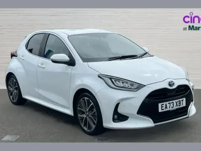 Second-hand Toyota Yaris Hybrid 113 CP (83 kW) 2023 Alb Hatchback