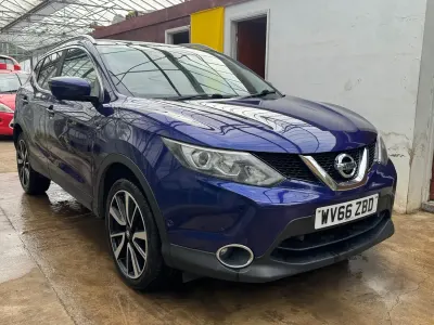 Used Nissan Qashqai Tekna 130 HP (95 kW) 2016 Blue SUV