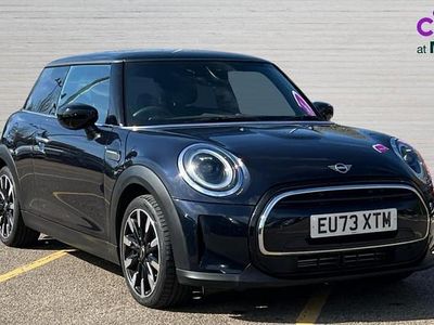 Begagnad Mini Cooper Exclusive 136 HK (100 kW) 2023 Blå Halvkombi