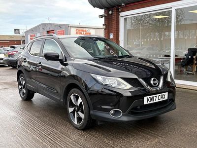 Used Nissan Qashqai N-Connecta 110 HP (80 kW) 2017 Black pearl SUV