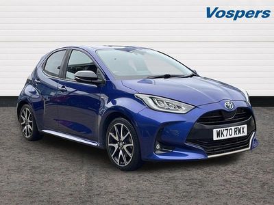Used Toyota Yaris Hybrid 113 HP (83 kW) 2020 Blue Hatchback