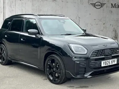 Usado Mini Countryman Sport 170 CV (125 kW) 2025 Negro SUV