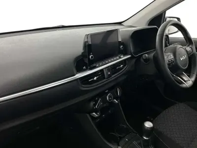 Used Kia Picanto 61 HP (44 kW) 2024 White Hatchback