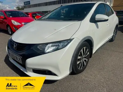 Used Honda Civic ES 150 HP (110 kW) 2012 White Hatchback