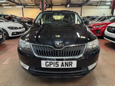 Usado Skoda Rapid SE 2015 Preto Citadino