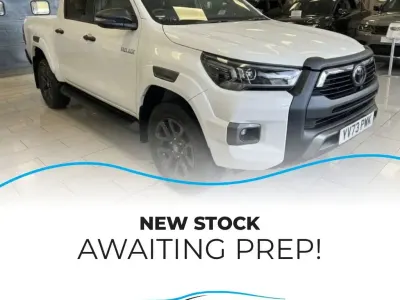 Used Toyota HiLux 204 HP (150 kW) 2023 White Pickup